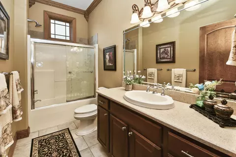 Bath - 151 Welford Ln, Branson, MO 65616 photo 7 of 10