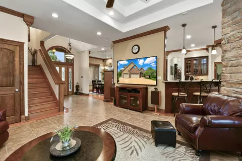 Living - 151 Welford Ln, Branson, MO 65616 photo 2 of 3