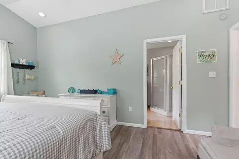 Bedroom - 643 State Highway P, Clever, MO 65631 photo 3 of 6