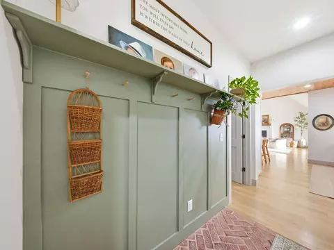 Entry Way - 2345 Cologna Rd, Marshfield, MO 65706 photo 3 of 5