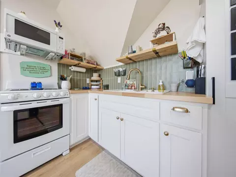 Kitchen - 2345 Cologna Rd, Marshfield, MO 65706 photo 7 of 7
