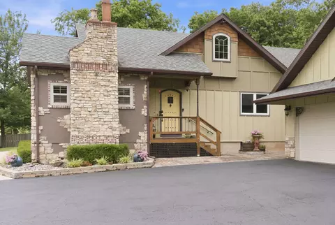 Exterior - 3601 E Catalpa St, Springfield, MO 65809 photo 7 of 9