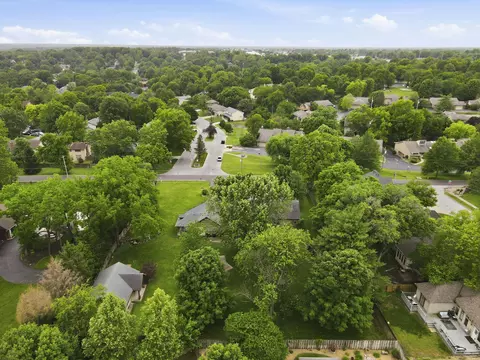 View/Area - 3601 E Catalpa St, Springfield, MO 65809 photo 1 of 6