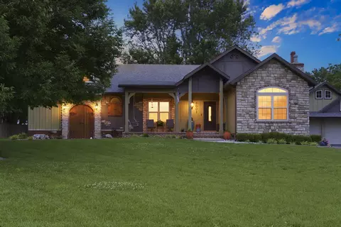 3601 E Catalpa St, Springfield, MO 65809