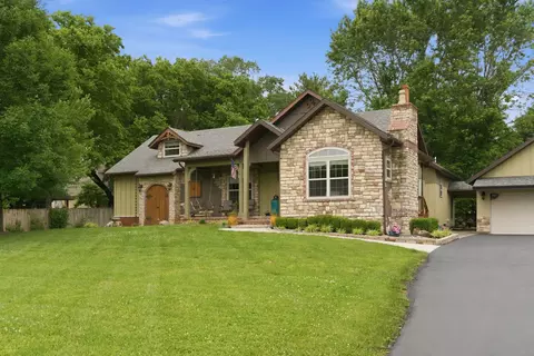Exterior - 3601 E Catalpa St, Springfield, MO 65809 photo 3 of 9