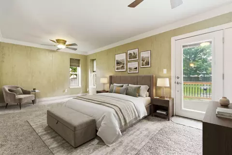 Bedroom - 3601 E Catalpa St, Springfield, MO 65809 photo 4 of 5