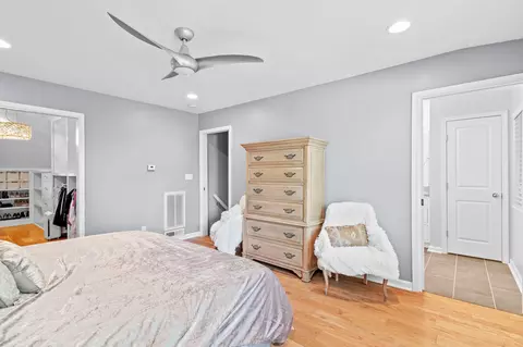 Bedroom - 826 E Portland St, Springfield, MO 65807 photo 3 of 3