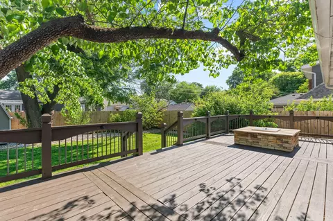 Exterior - 826 E Portland St, Springfield, MO 65807 photo 6 of 11