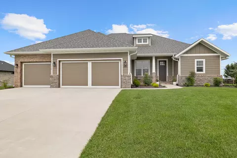 103 Summit Point Rd, Saddlebrooke, MO 65630