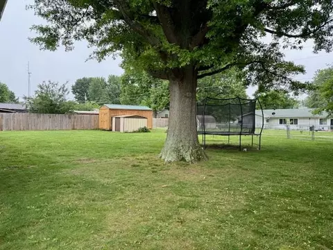 Exterior - 904 E 9th St, Mountain Grove, MO 65711 photo 6 of 11