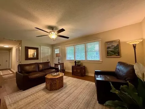 Living - 904 E 9th St, Mountain Grove, MO 65711 photo 1 of 4