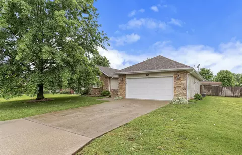 735 N White Rock Ave, Republic, MO 65738