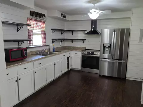 Kitchen - 201 S Everett St, Fair Play, MO 65649 photo 2 of 6