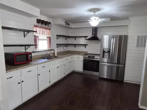 Kitchen - 201 S Everett St, Fair Play, MO 65649 photo 4 of 6
