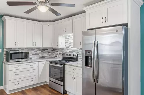 Kitchen - 107 Dorcas Dr, Willard, MO 65781 photo 1 of 3