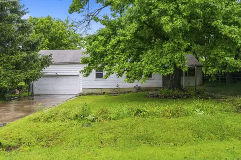 731 S Old Orchard Ave, Springfield, MO 65802