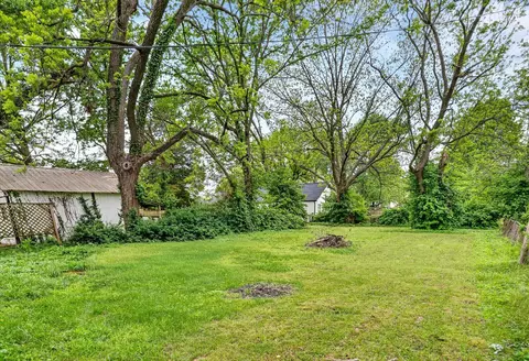 Exterior - 407 S Clarke Ave, Clever, MO 65631 photo 3 of 5