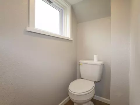 Bath - 703 Johnson Ave, Ava, MO 65608 photo 7 of 7