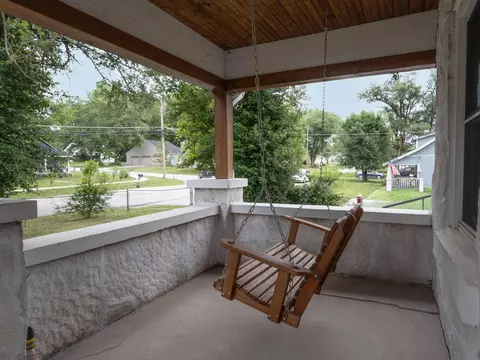 Exterior - 703 Johnson Ave, Ava, MO 65608 photo 4 of 6