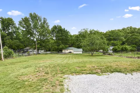 Exterior - 1300 S 11th St, Ozark, MO 65721 photo 11 of 12