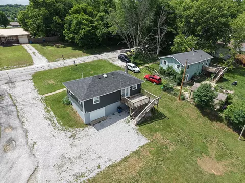 View/Area - 1300 S 11th St, Ozark, MO 65721 photo 3 of 4
