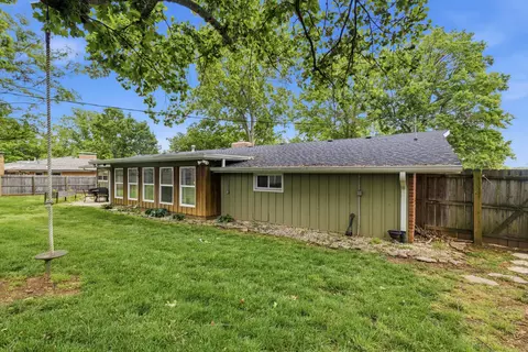 Exterior - 2723 E Glenwood St, Springfield, MO 65804 photo 6 of 12