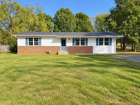 1936 Lynn Dr, West Plains, MO 65775