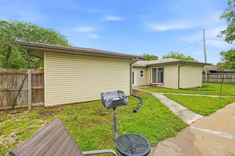 Exterior - 128 E Ritter St, Republic, MO 65738 photo 3 of 10