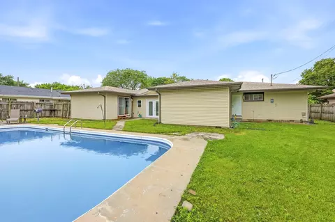 Exterior - 128 E Ritter St, Republic, MO 65738 photo 6 of 10