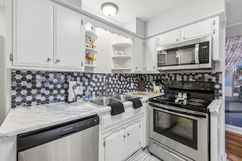 Kitchen - 128 E Ritter St, Republic, MO 65738 photo 2 of 3
