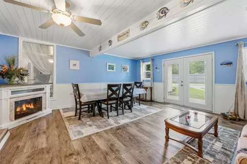 Dining - 128 E Ritter St, Republic, MO 65738 photo 2 of 6