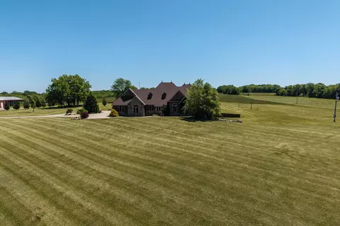 4548 N Farm Road 249, Strafford, MO 65757