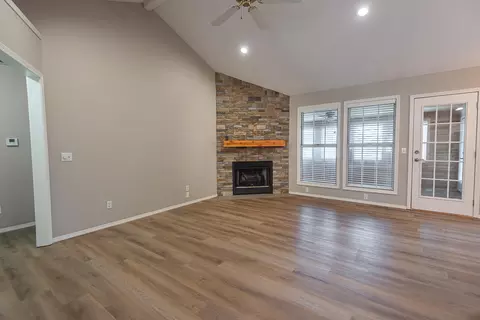 Living - 159 Lancashire Dr, Branson, MO 65616 photo 3 of 5
