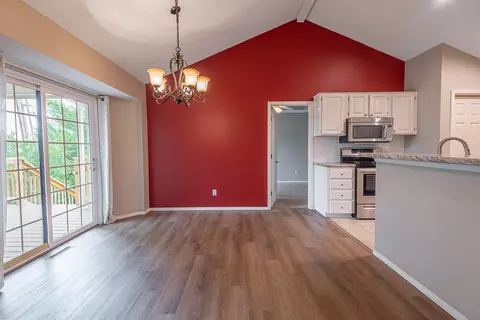 Living - 159 Lancashire Dr, Branson, MO 65616 photo 2 of 5