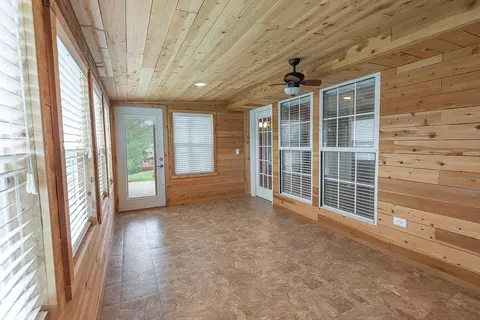 Exterior - 159 Lancashire Dr, Branson, MO 65616 photo 2 of 4