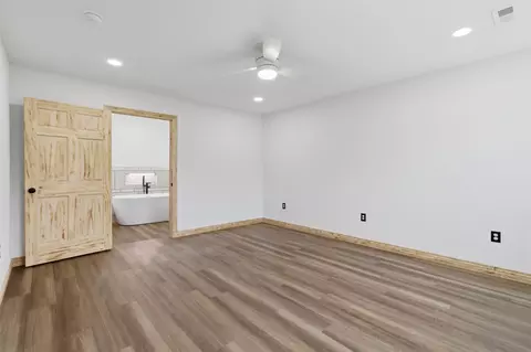 Bedroom - 206 Travis St, Monett, MO 65708 photo 2 of 7