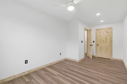 Bedroom - 206 Travis St, Monett, MO 65708 photo 5 of 7