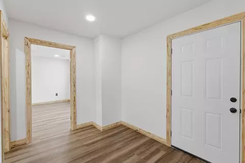 Entry Way - 206 Travis St, Monett, MO 65708 photo 3 of 3