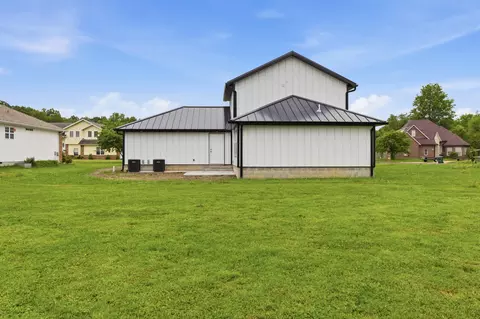 Exterior - 206 Travis St, Monett, MO 65708 photo 5 of 7