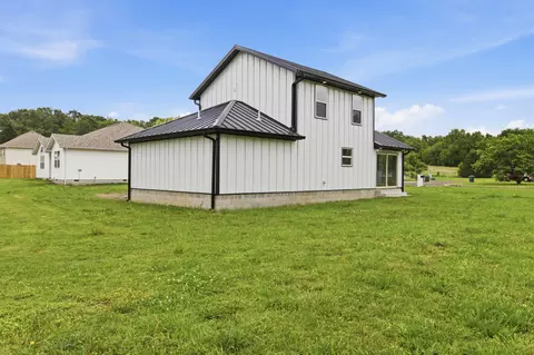 Exterior - 206 Travis St, Monett, MO 65708 photo 6 of 7