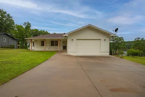 Exterior - 26237 Twin Rivers Dr, Shell Knob, MO 65747 photo 8 of 15