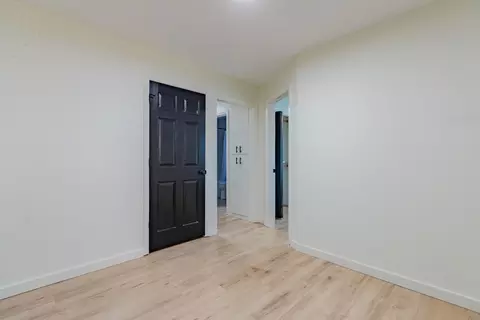 Bedroom - 26237 Twin Rivers Dr, Shell Knob, MO 65747 photo 3 of 5