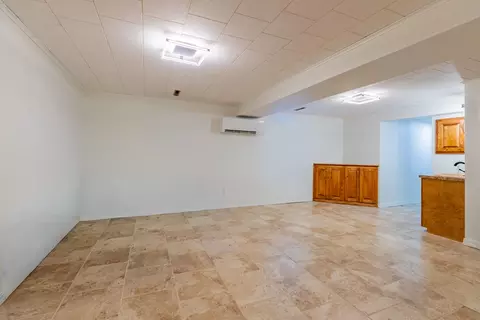 Living - 26237 Twin Rivers Dr, Shell Knob, MO 65747 photo 4 of 4