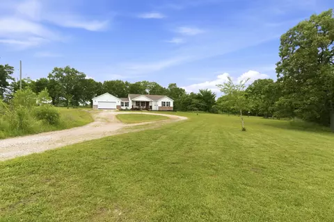 Exterior - 499 Community Dr, Marshfield, MO 65706 photo 8 of 8