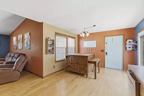 Entry Way - 499 Community Dr, Marshfield, MO 65706 photo 1 of 1