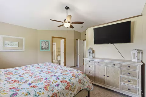 Bedroom - 499 Community Dr, Marshfield, MO 65706 photo 2 of 3