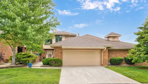 3141 E Raynell St #E, Springfield, MO 65804