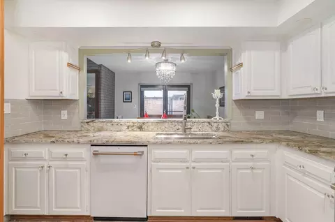 3141 E Raynell St #E, Springfield, MO 65804 photo 10
