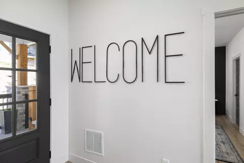 Entry Way - 40 Cindy Ln, Branson, MO 65616 photo 1 of 10