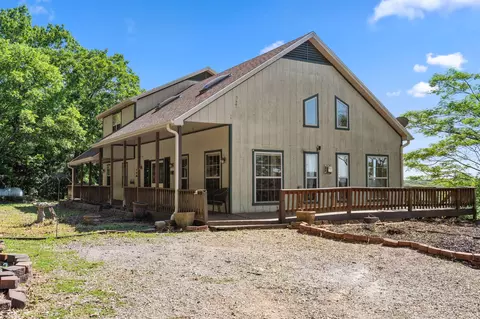Exterior - 1052 Broken Arrow Estates Rd, Lampe, MO 65681 photo 2 of 5